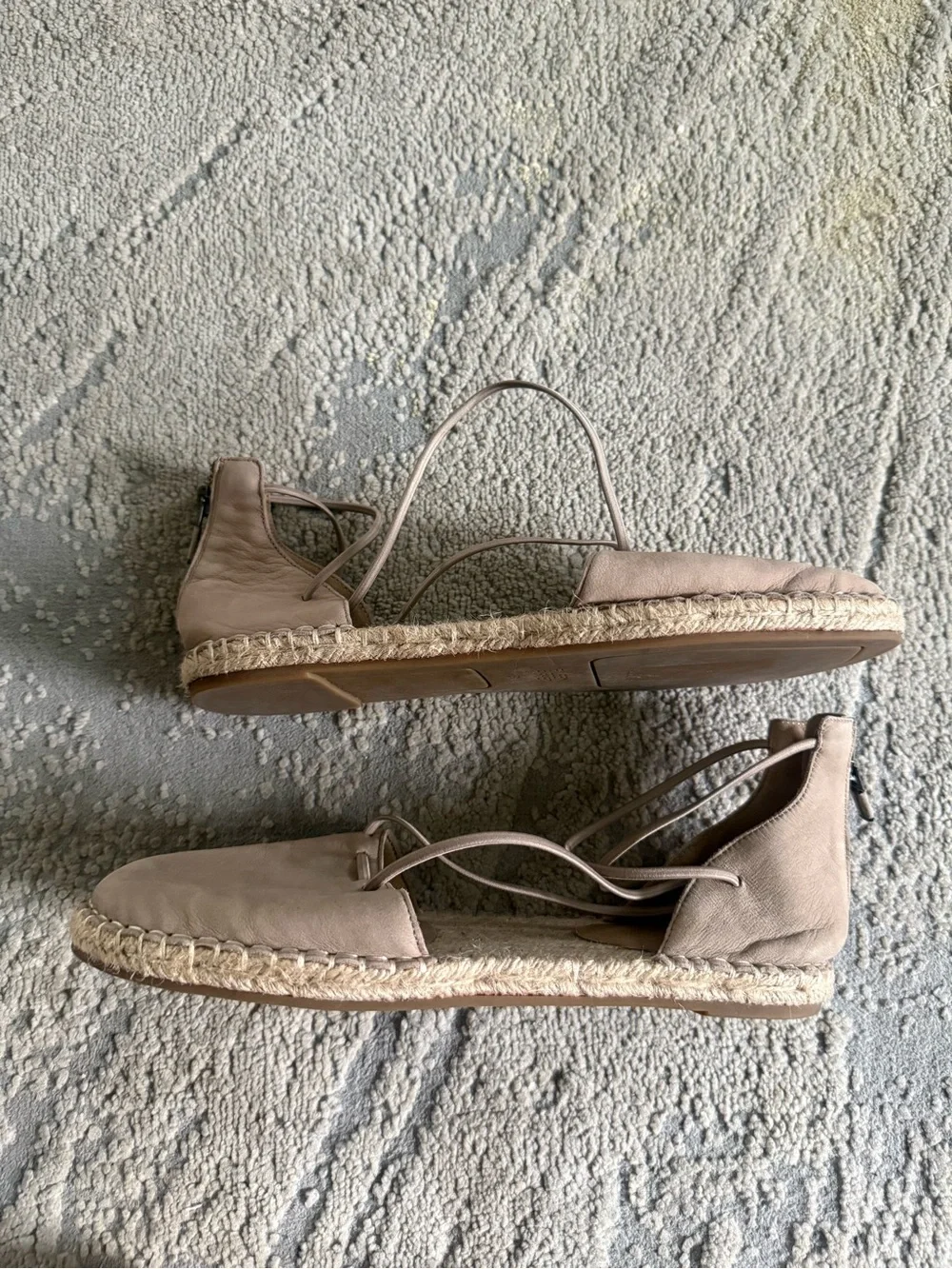 Eileen Fisher Espadrille strappy leather shoes nude neutral  closed toe 8.5